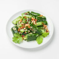 Салат из битых огурцов